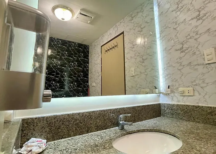 Apartamento 2bhk With Balcony Fully Furnished-70sqm Pasig