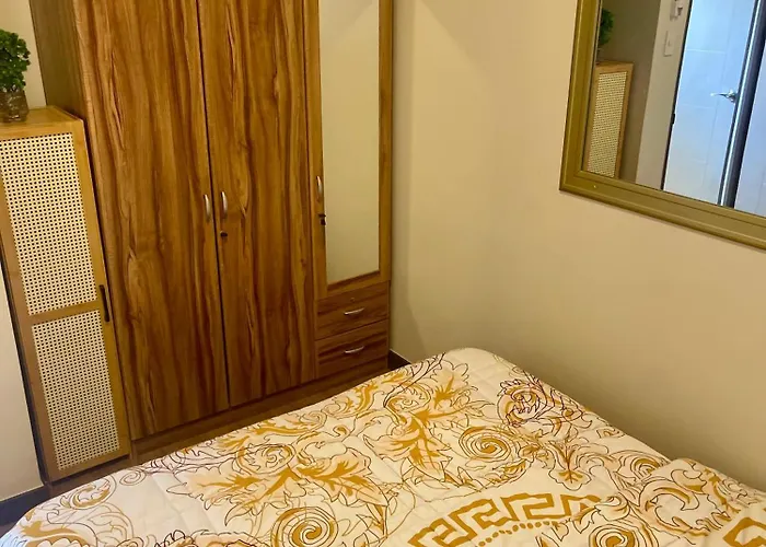 Apartamento 2bhk With Balcony Fully Furnished-70sqm Pasig