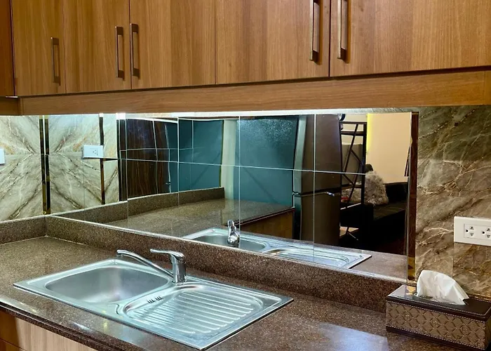 Apartamento 2bhk With Balcony Fully Furnished-70sqm Pasig