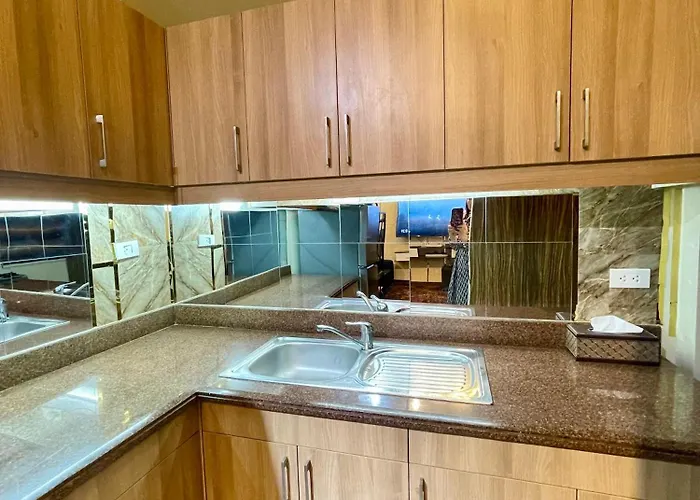 Apartamento 2bhk With Balcony Fully Furnished-70sqm Pasig